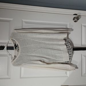 Long sleeve sweater, cream color